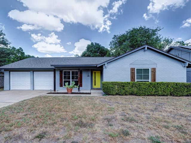 1414 Manford Hill DR