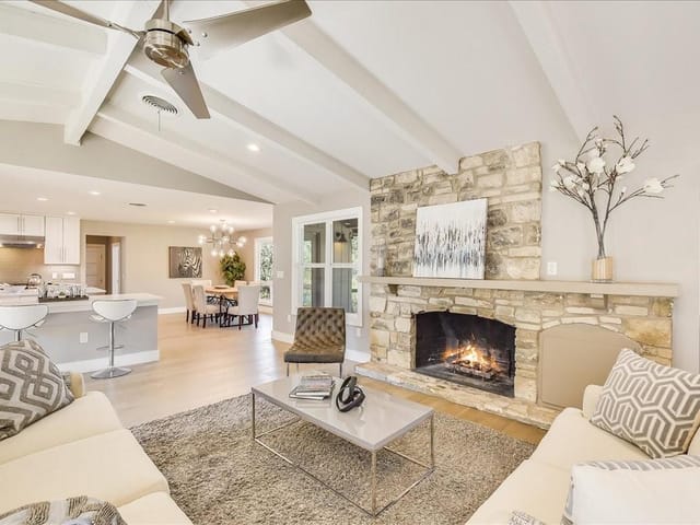 1414 Redbud Trl