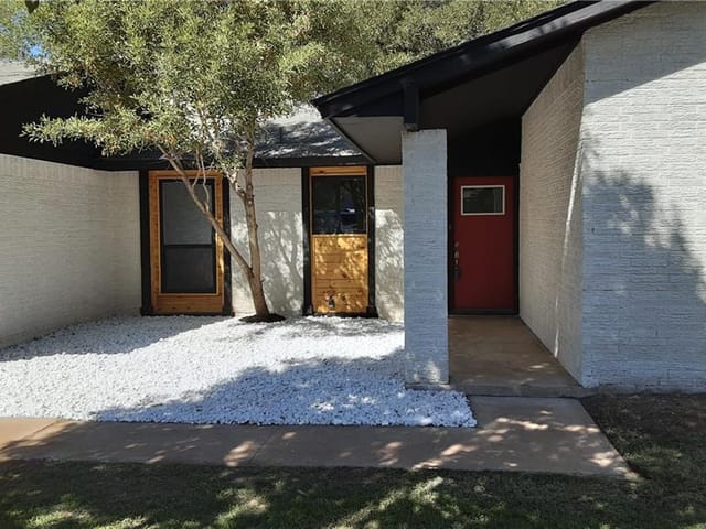 1414 Salem Meadow Cir