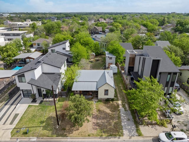 1414 W 51st St