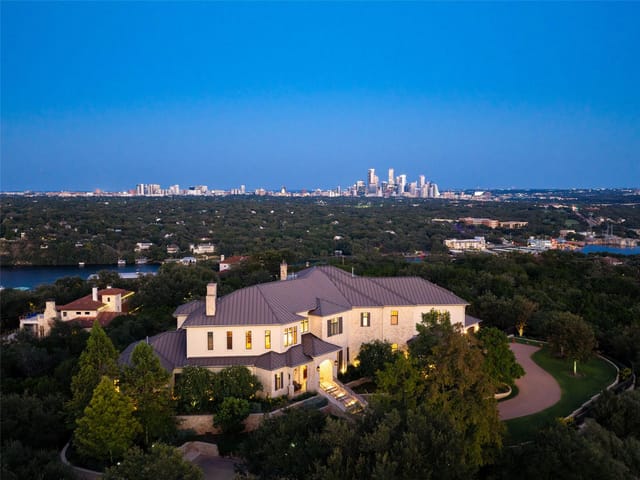 View 1415 Mount Larson Rd & 2012 Frances Dr in SPARKS W 1415 Mount Larson Rd & 2012 Frances Dr - property photo 1 - Luxury home in SPARKS W, Austin, TX