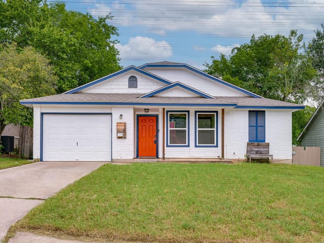 1416 Atterbury LN