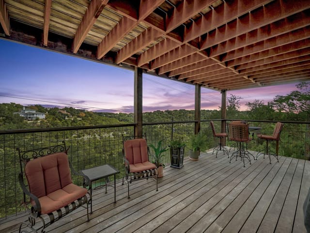 1417 Bay Hill DR