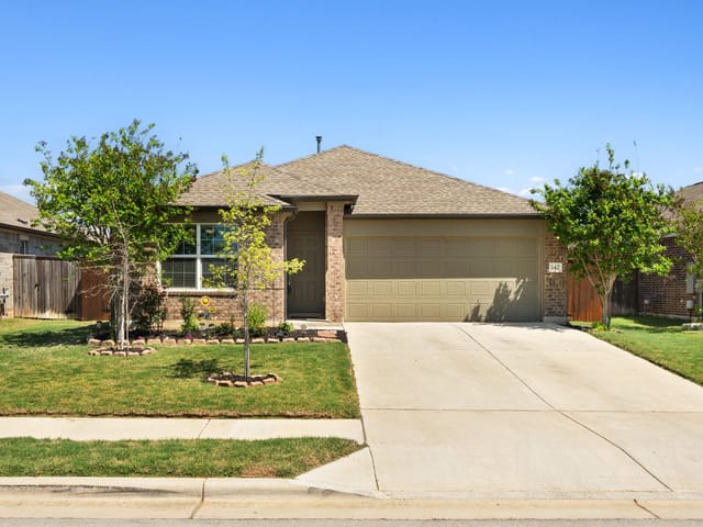 142 Esparza Dr