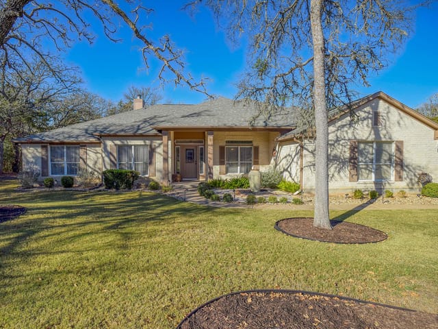 142 Joshua Smith LN