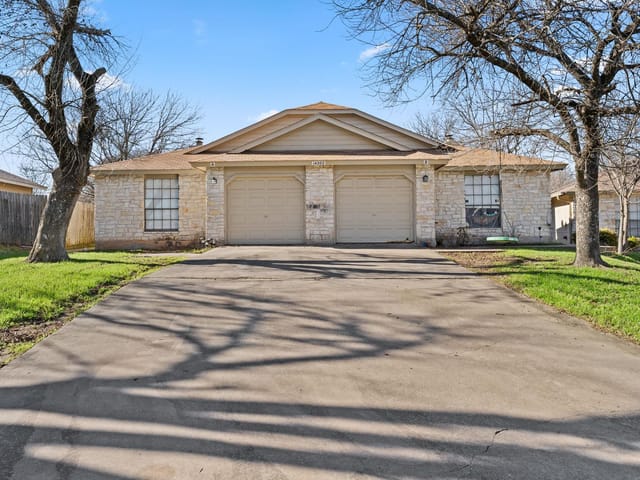 14202 Sussman Ct