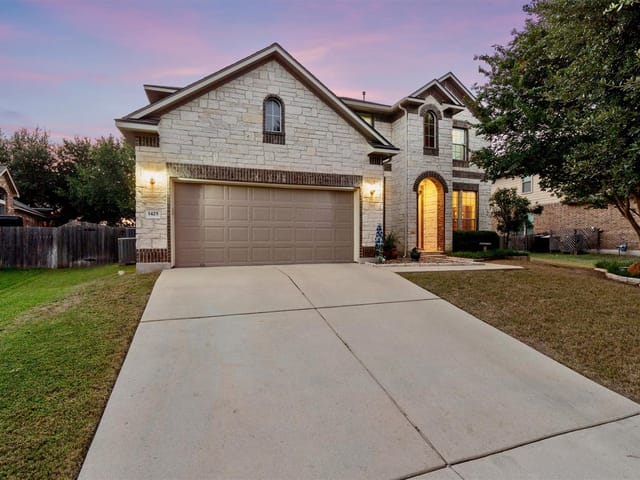 1425 Naranjo Dr