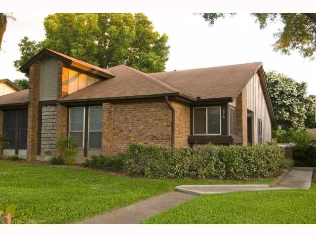 1427 W Braker Ln Unit #B