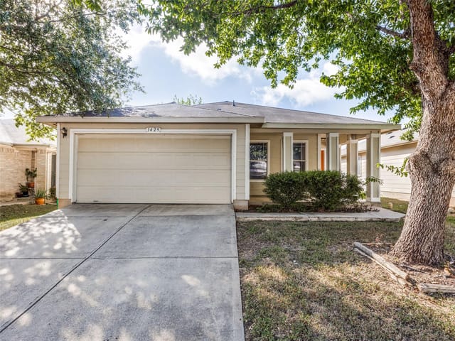 1429 Poppy Seed LN