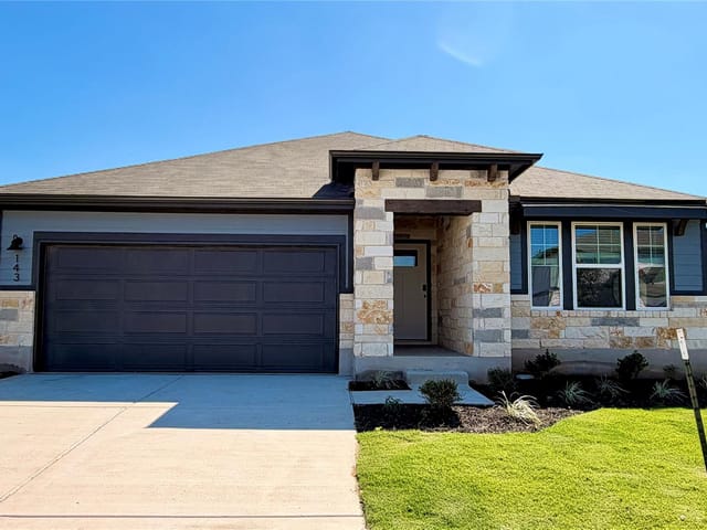 143 Coopers Hawk CRST