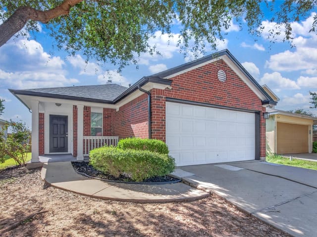 14303 Cummins WAY