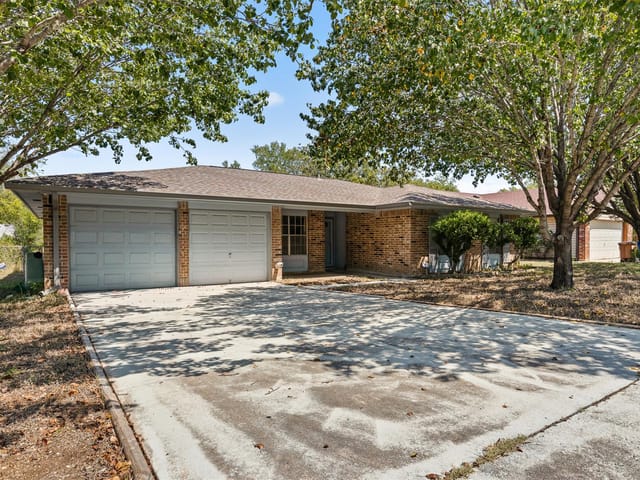 1431 Salem Meadow Cir