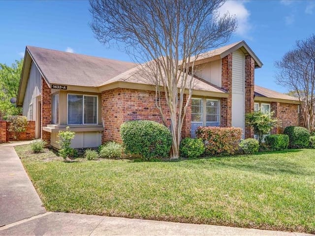 1433 W Braker Ln Unit #A