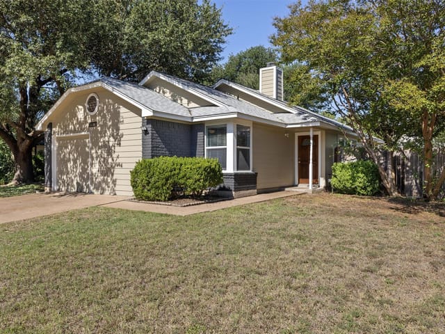 14401 Tiffer LN
