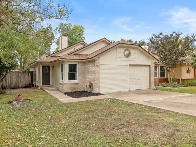 14402 Tiffer Ln