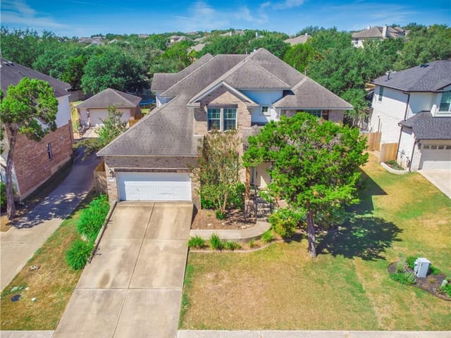 145 Victoria Ct