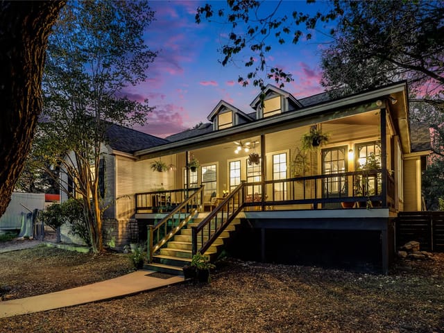 View 14516 Old Anderson Mill RD 14516 Old Anderson Mill RD - property photo 1 - Luxury home in Leander, TX
