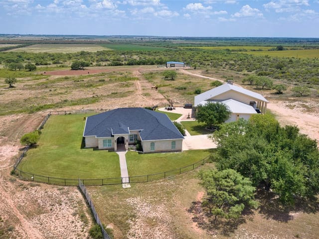 1456 N Us Highway 283