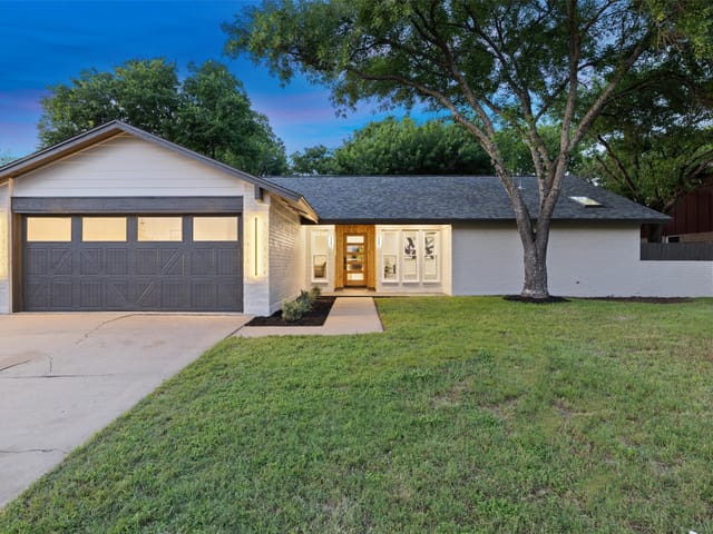 1457 S Meadows Dr