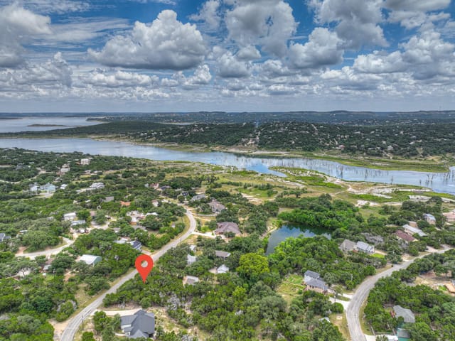 1460 Canyon Lake DR