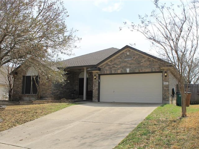 14609 Ballyclarc Dr