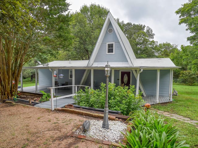 147 Deer Run DR