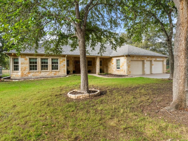 147 Konahuanui LN