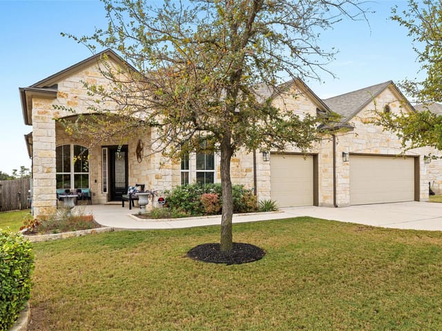 147 Willow Walk Cv