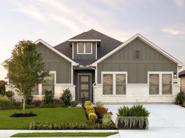 148 Wind Hill