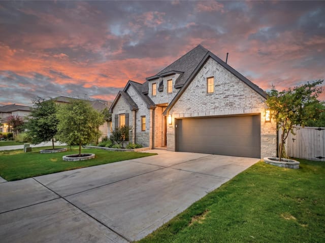 14808 Kira LN