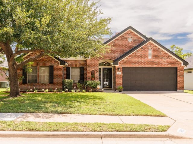 14811 Bescott Dr