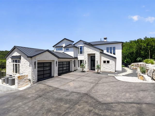 14916 Copper Ridge LN - property photo 1 - Luxury home in Canyons At Lake Travis, Austin, TX