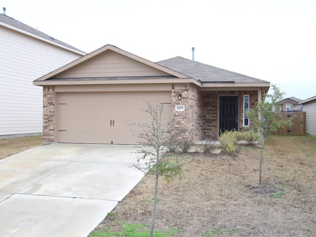 1493 Breanna LN
