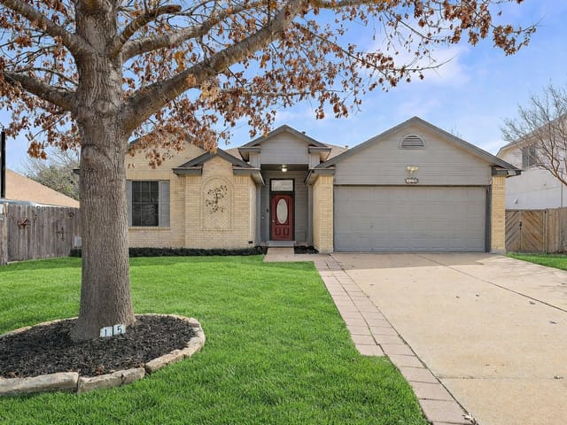 15 Azalea Dr