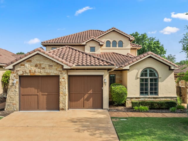 15 Borello DR