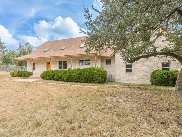15 Tall Oaks TRL