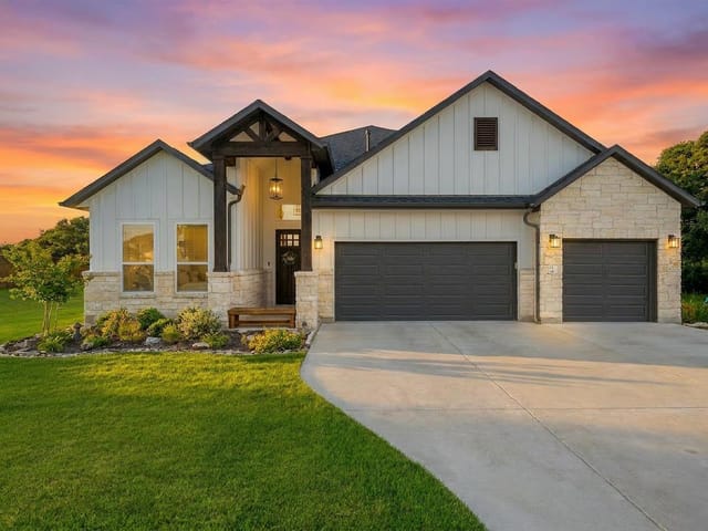 150 McNaughton DR