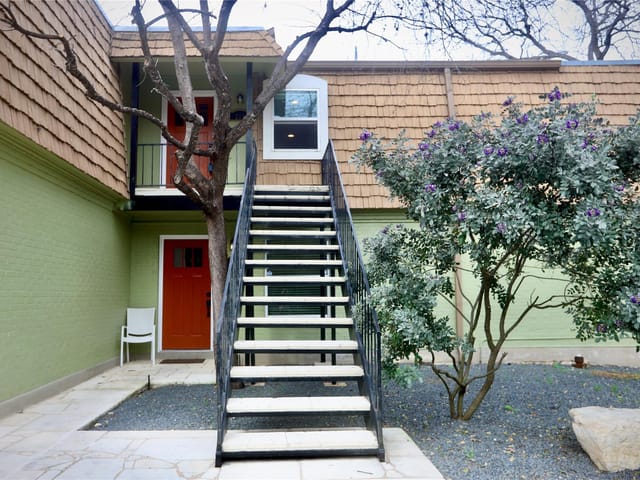 1500 East Side DR Unit #214-A