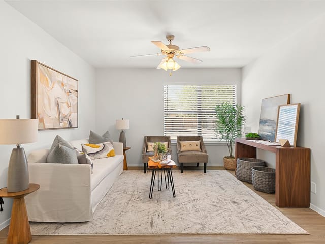 1500 Northwest BLVD Unit #411