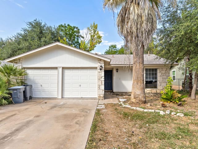1500 Sahara Ave