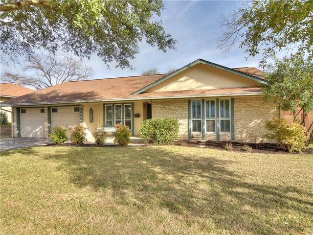 1500 Thornridge Rd