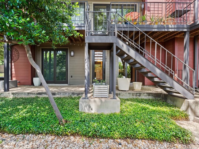 1501 Barton Springs RD Unit #105