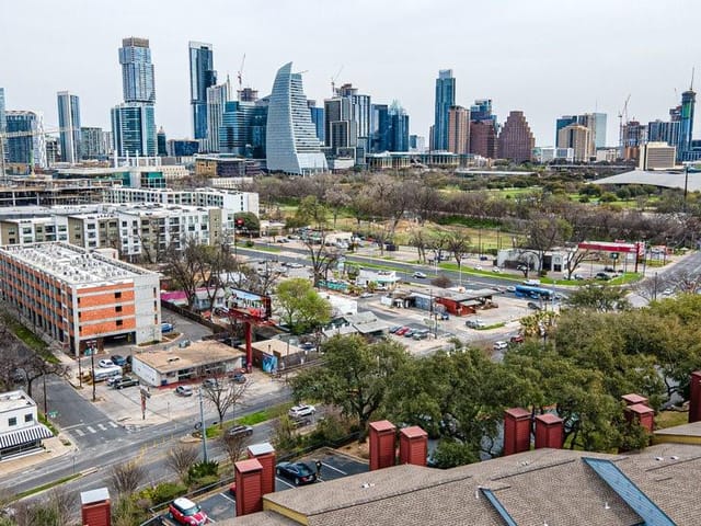 1501 Barton Springs Rd Unit #228