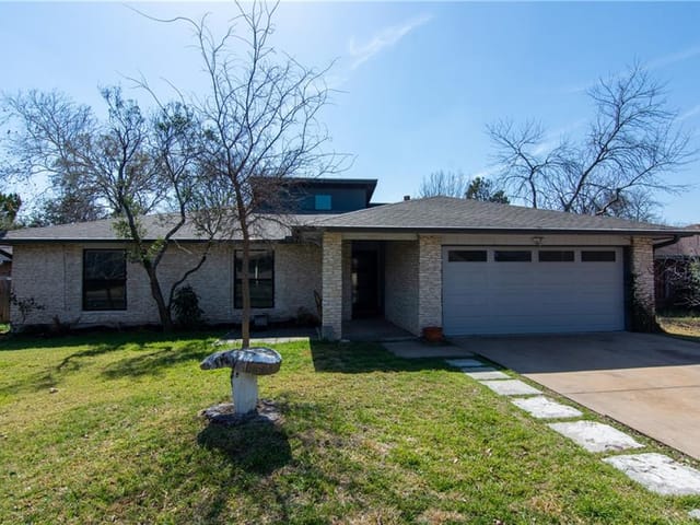 1501 Quail Crest Dr
