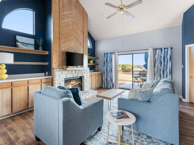 View 1501 Ridge Harbor DR 1501 Ridge Harbor DR, photo 1 of 6, Spicewood, TX