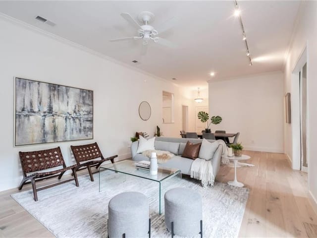 1501 W 6th ST Unit #E2