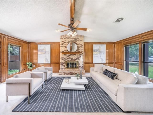 1501 Wilson Heights Dr