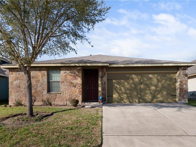 15012 Parrish Ln