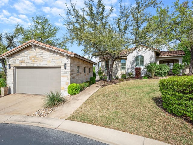 15013 Falconhead Grove Loop