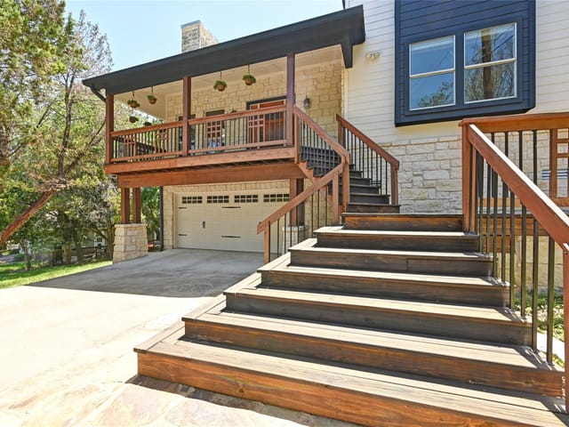 1502 Medio Calle
